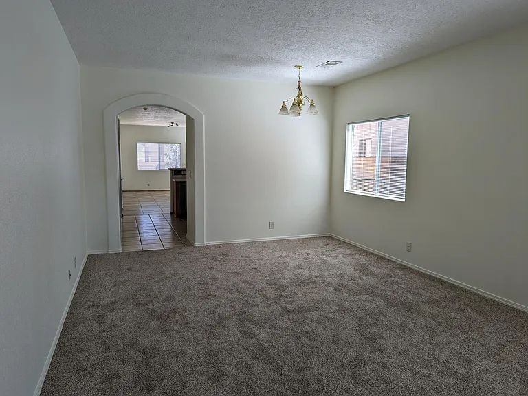 1008 Kiska St NW — Photo 3