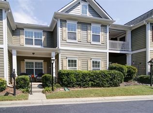 1126 Lake Point Way, Suwanee, GA 30024