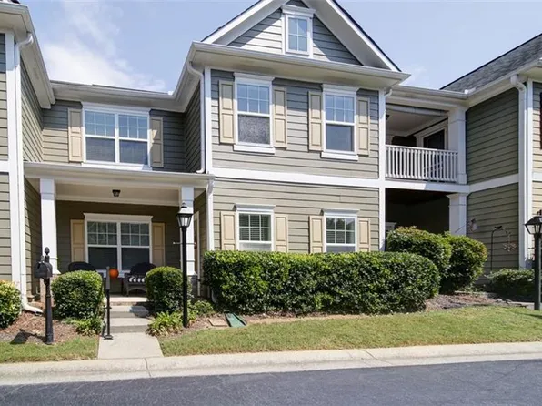 1126 Lake Point Way, Suwanee, GA 30024