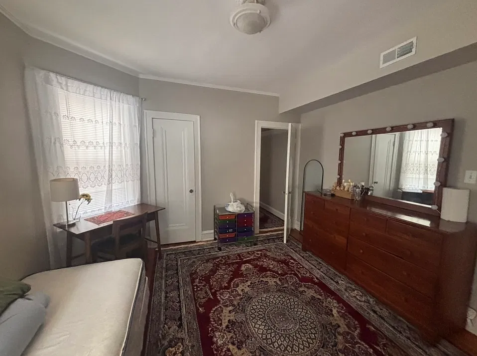 2 bed, $1,895 — Photo 2