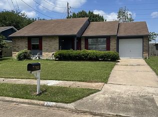 302 Willoughby Dr, Richmond, TX 77469