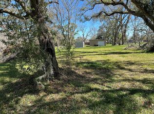 342 Bluebonnet Dr, Jones Creek, TX 77541