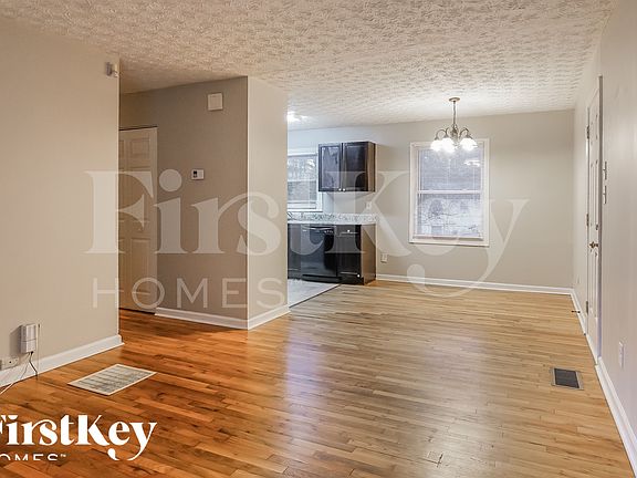 4th image of 443 Fairlock Ln NW