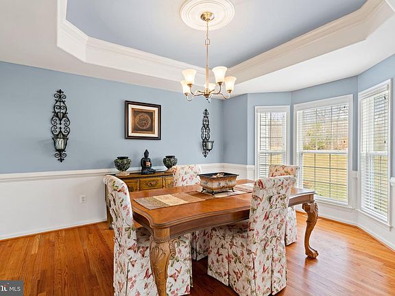 5th image of 229 Saint Marys Ln