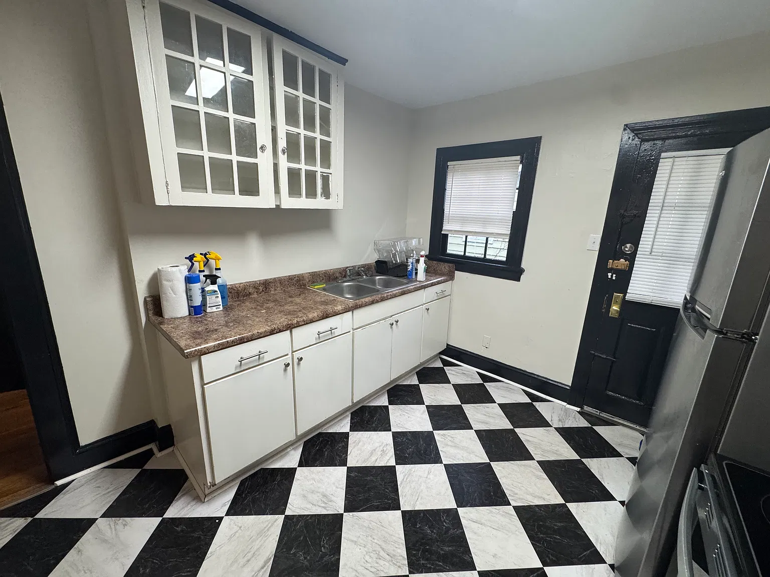 1412 Virginia St — Photo 3