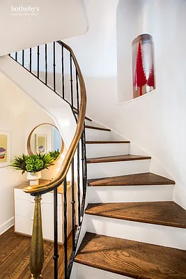 Sold by Sotheby's International Realty | media 7