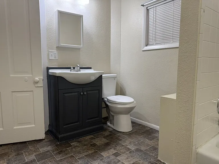 736 Duclo Ave #A — Photo 17
