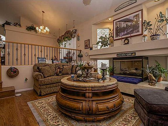 3rd image of 9555 Adobe Arch Ct
