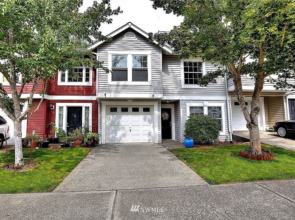 1st image of 10405 140th Street Ct E #17