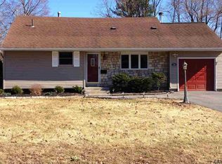 26 Terry Ave, Schenectady, NY 12303