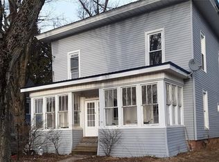 11 Salina St, Lacona, NY 13083