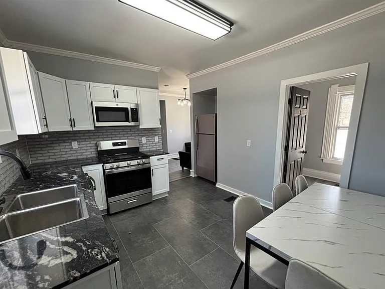 110 Westcott St #1 — Photo 1