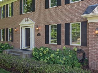 2279 Boulder Rd, Chanhassen, MN 55317