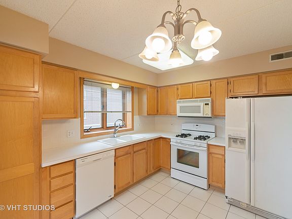 5th image of 4210 N Natchez Ave APT 211