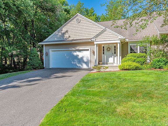 2nd image of 91 Shadow Brook Est #91