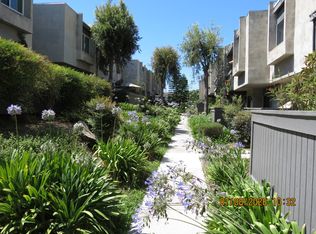 203 Ridge Terrace Ln, Montebello, CA 90640