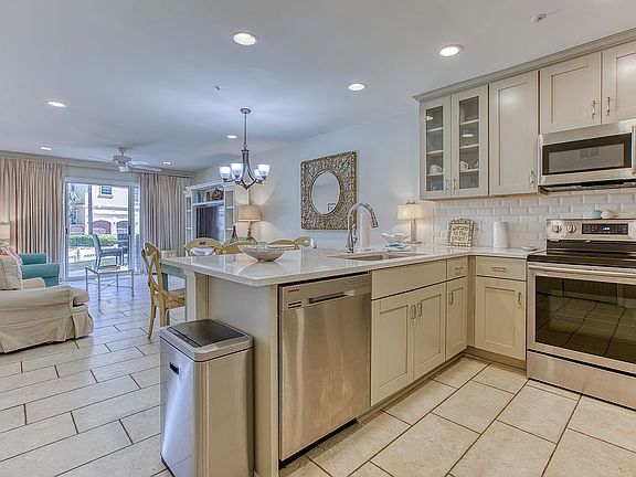 4th image of 2606 Scenic Gulf Dr Unit 1105