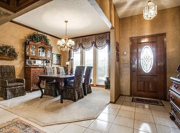 3rd image of 3800 Carrizo Dr