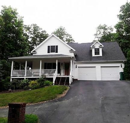 2nd image of 113 Mountain Laurel Ct