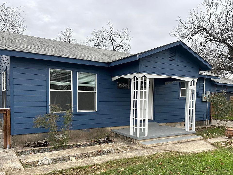 1st image of 556 Booker Ave