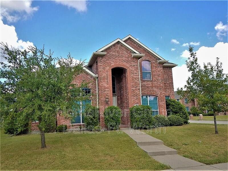 1st image of 1296 Seymour Dr