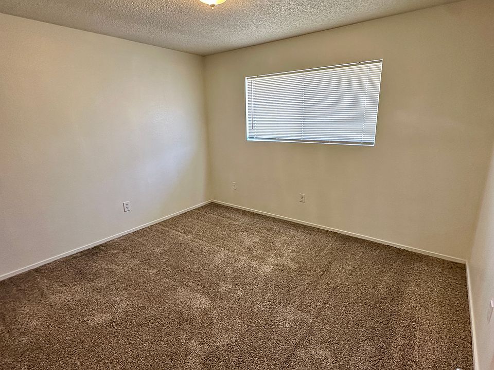 Front bedroom