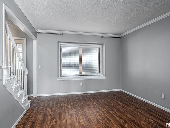 3rd image of 3535 Woodberry Pl