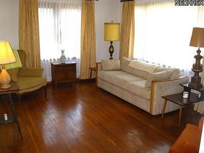 4th image of 1322 Leonora Ave