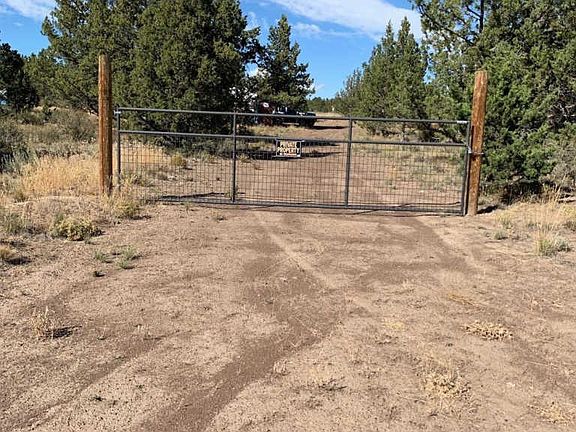 2nd image of 6175 SE Goble Dr