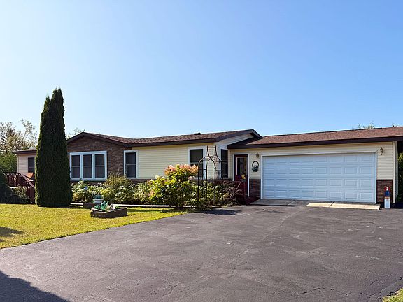 3rd image of 848 N Gros Cap Rd