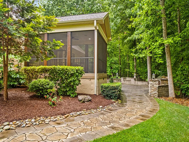8994 Azalea Rd — Photo 38