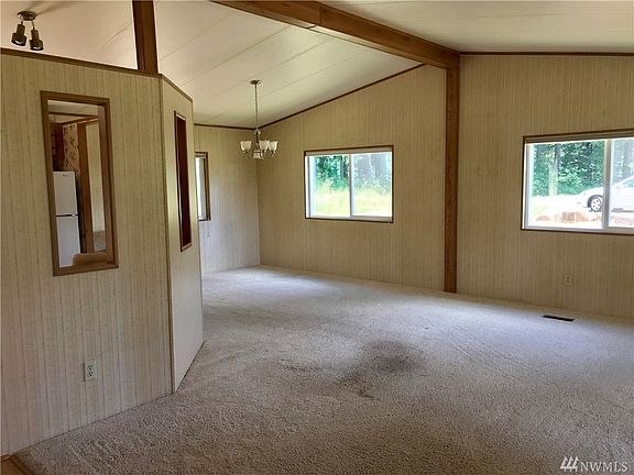 Open living/dining room
