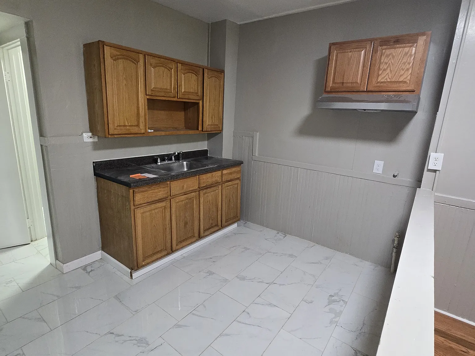 2 bed, $1,800 — Photo 3