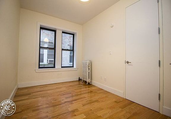 5th image of 601 Park Pl #9