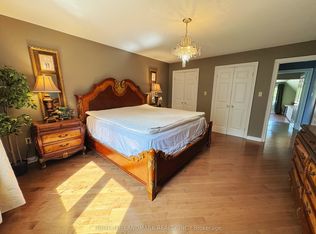 2415 Jarvis St #B4, Mississauga, ON L5C2P7