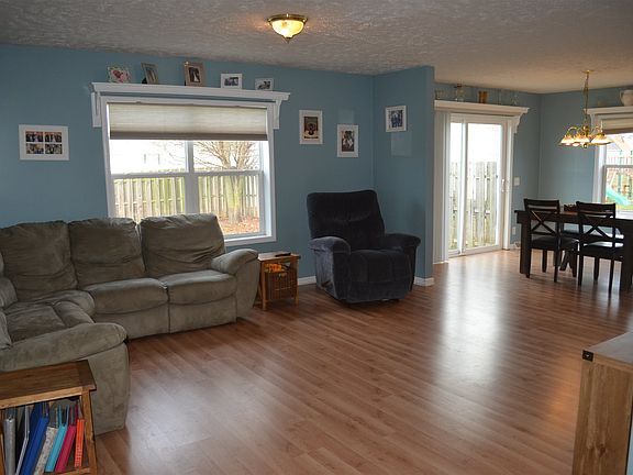 4th image of 1323 White Blossom Dr