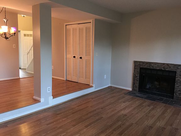 3rd image of 2903 S Woodley St APT F