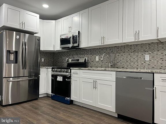 2nd image of 512 E 3rd St