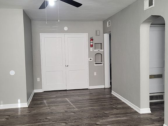 2nd image of 324 8th St APT 3