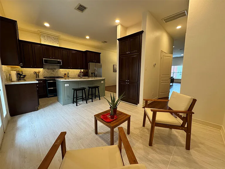2540 Prospect St #G — Photo 11