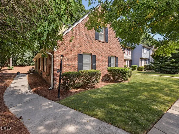 5674 Hamstead Xing, Raleigh, NC 27612