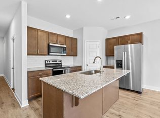 329 W Saltgrass Ln, Smithfield, NC 27577