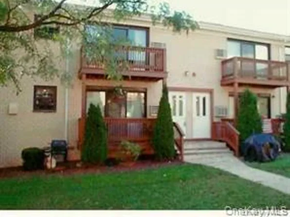 284 Sneden Place W #284, Spring Valley, NY 10977