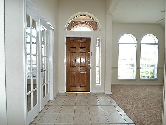 4th image of 12314 Fairhaven Ln