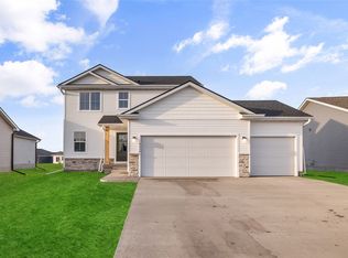 4420 NE 8th St, Ankeny, IA 50021