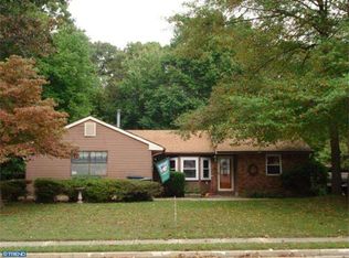 1824 Lillian Dr, Williamstown, NJ 08094