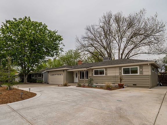 2nd image of 6906 Pecan Ave