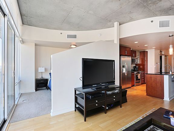 5th image of 891 14th St Unit 3314