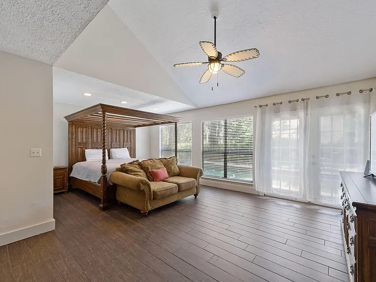 2824 S Logrun Cir — Photo 27
