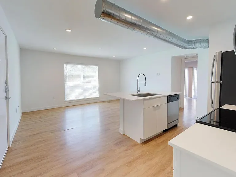 The District — Photo 3